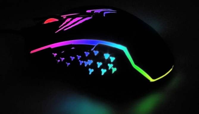 Picture 2 of Multicolored Backlit Gaming Mouse