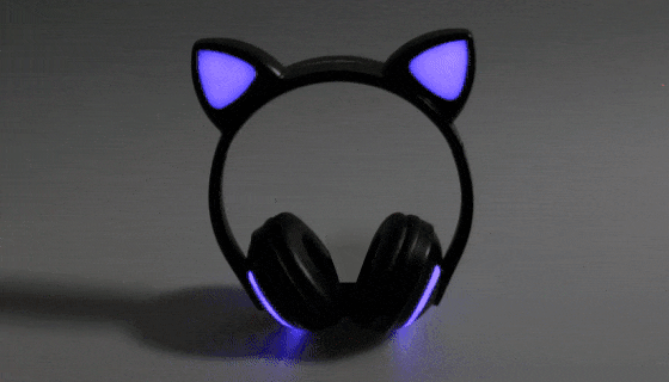 Picture 2 of Bluetooth Color-Changing Cat Headphones