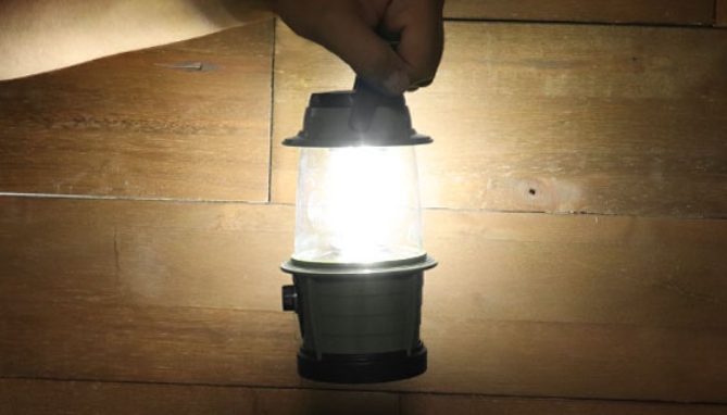 Picture 2 of 600 Lumen COB-LED Camping Lantern