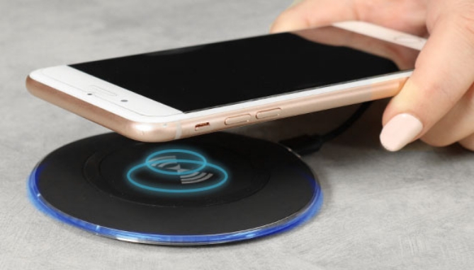Picture 2 of Xtreme Ultra-Slim Wireless Charging Pad