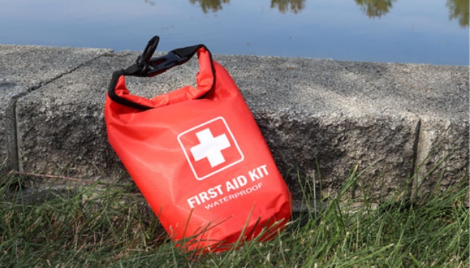 Picture 2 of WaterProof DRY SACK FIRST AID Kit