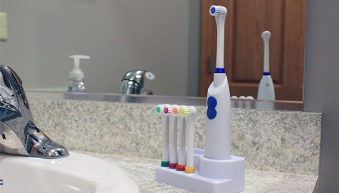 Picture 4 of Brush Better Electric Toothbrush Kit
