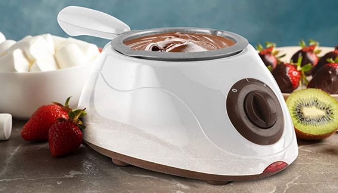 Picture 4 of Electric Chocolate Melting Pot Kit - Make Yummy Candy