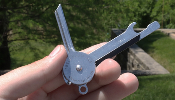 Picture 3 of 3-in-1 Key Knife Multitool