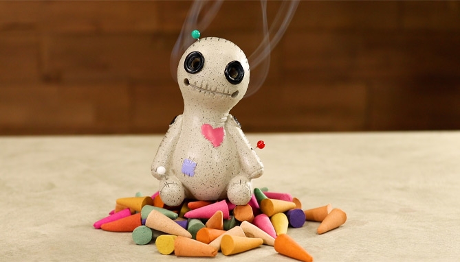 Click to view picture 6 of Burnin' Bob: The Voodoo Doll Decorative Incense Holder